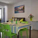 דירה Residence Lake Como קוליקו