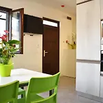 Residence Lake Como קוליקו