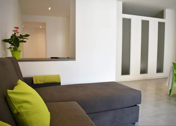 Residence Lake Como 公寓 *